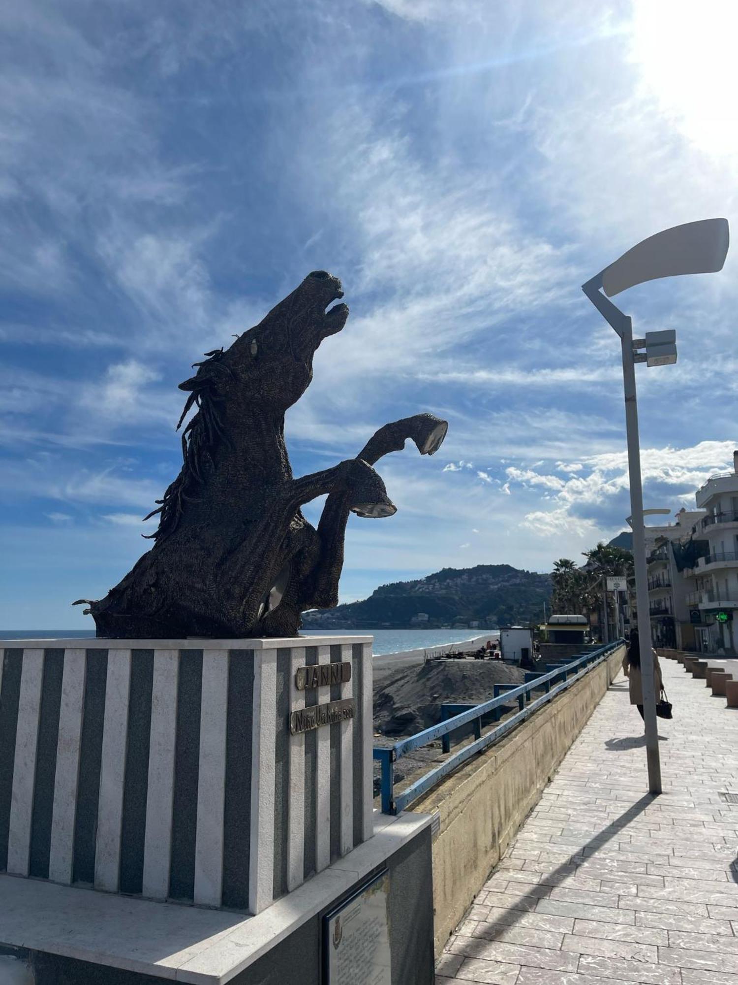 Casa Macalle - Letojanni - Taormina Eksteriør billede